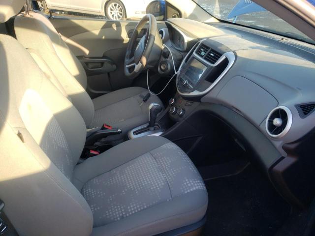 1G1JB5SG2H4106761 - 2017 CHEVROLET SONIC LS BLUE photo 5