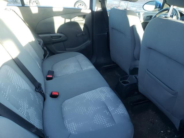 1G1JB5SG2H4106761 - 2017 CHEVROLET SONIC LS BLUE photo 6