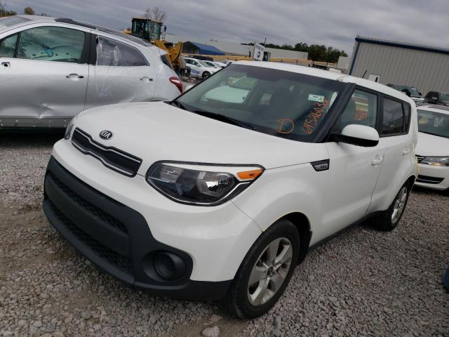 KNDJN2A29K7908362 - 2019 KIA SOUL WHITE photo 2