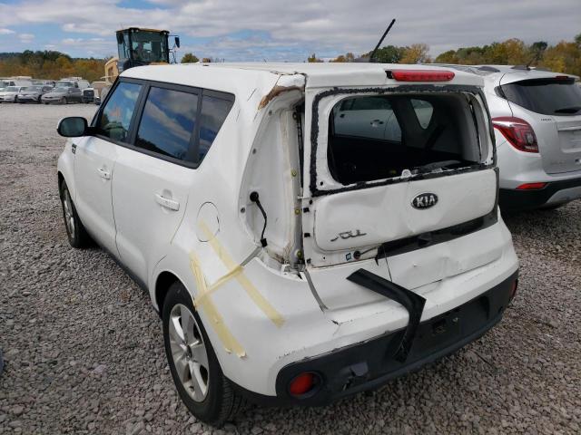 KNDJN2A29K7908362 - 2019 KIA SOUL WHITE photo 3