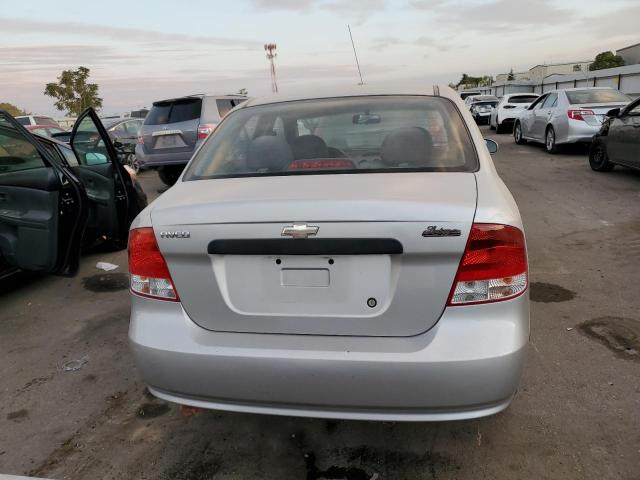 KL1TD56676B621833 - 2006 CHEVROLET AVEO BASE SILVER photo 6