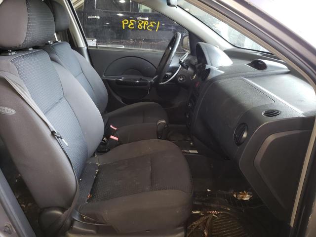 KL1TD66628B084409 - 2008 CHEVROLET AVEO BASE SILVER photo 5