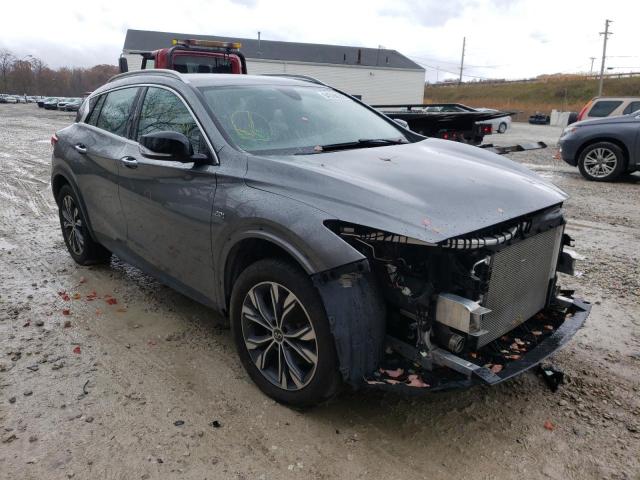 SJKCH5CR3JA058514 - 2018 INFINITI QX30 BASE GRAY photo 1