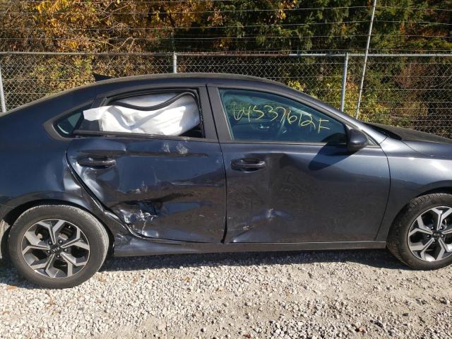 3KPF24AD6LE261724 - 2020 KIA FORTE FE GRAY photo 9