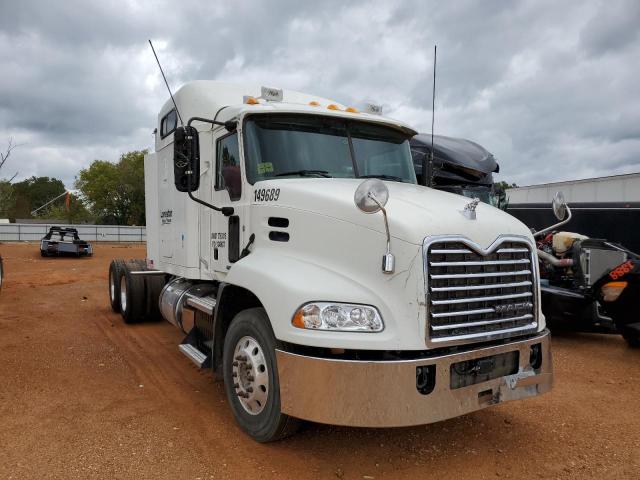 1M1AW21YXGM011500 - 2016 MACK 600 CXU600 WHITE photo 1