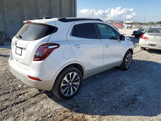 KL4CJASB9MB301966 - 2021 BUICK ENCORE PRE WHITE photo 4