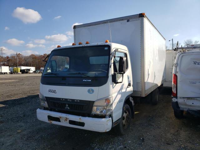 JL6BBG1S48K022070 - 2008 MITSUBISHI FE 84D WHITE photo 2