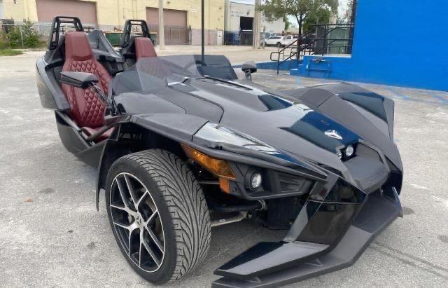 57XAASFA4J8128880 - 2018 POLARIS SLINGSHOT BLACK photo 1