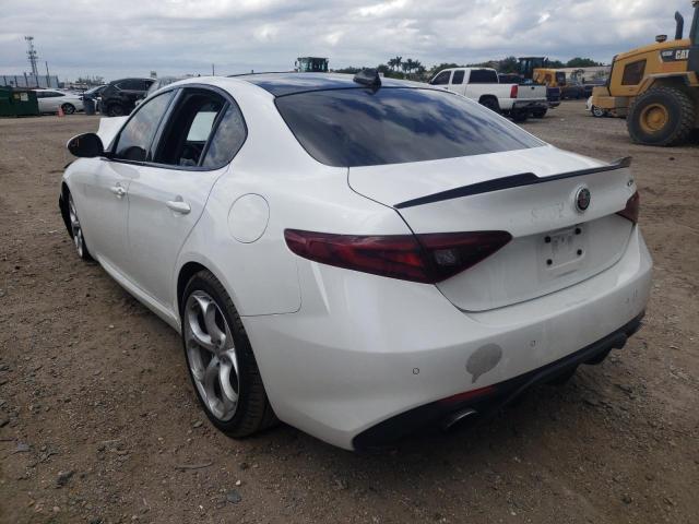 ZARFAMBN5K7604456 - 2019 ALFA ROMEO GIULIA TI WHITE photo 3