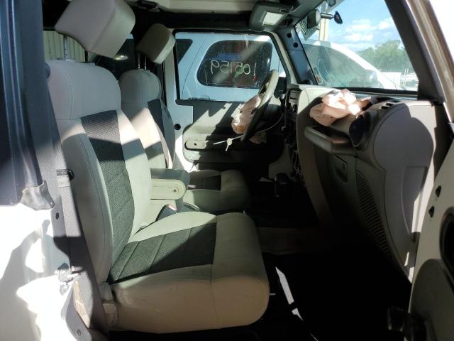 1J4AA2D1XAL217324 - 2010 JEEP WRANGLER S WHITE photo 5