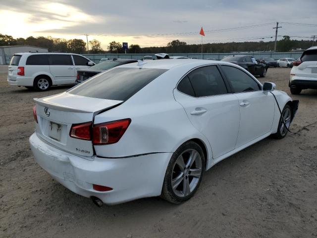 JTHBF5C20B2101756 - 2011 LEXUS IS 250 WHITE photo 4