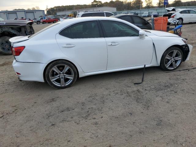 JTHBF5C20B2101756 - 2011 LEXUS IS 250 WHITE photo 9