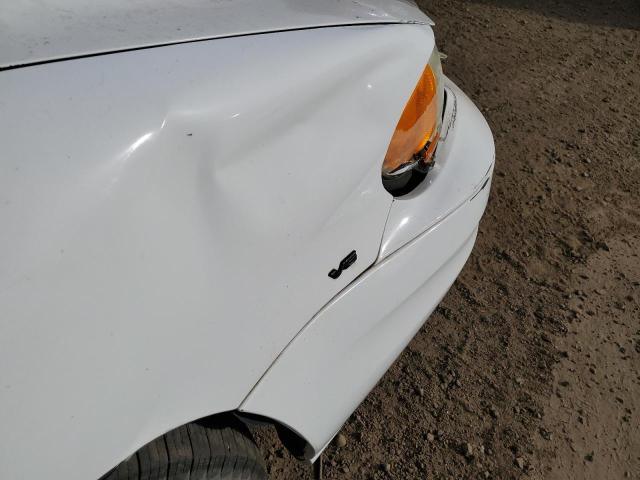 1G2NF52E14M597849 - 2004 PONTIAC GRAND AM S WHITE photo 9