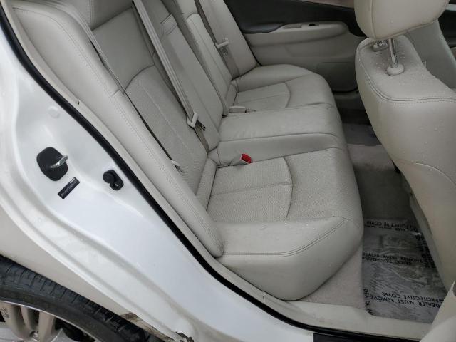 JN1CV6AP7FM501985 - 2015 INFINITI Q40 WHITE photo 6