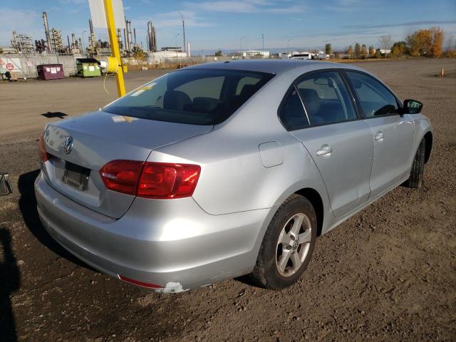 3VW2K7AJXCM408247 - 2012 VOLKSWAGEN JETTA BASE 银色 照片 4