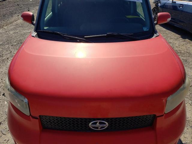 JTLKE50EX81000259 - 2008 TOYOTA SCION XB Kırmızı fotoğraf 9