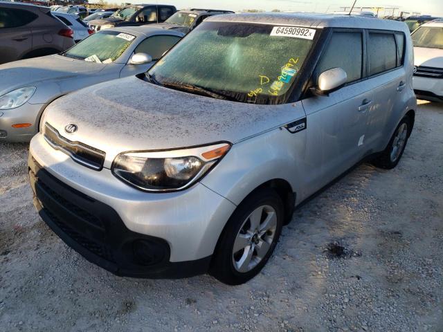 KNDJN2A23H7445708 - 2017 KIA SOUL SILVER photo 2