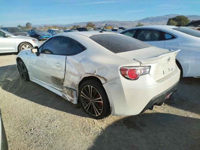 JF1ZNAA10D2726091 - 2013 TOYOTA SCION FR-S WHITE photo 3