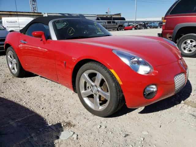 1G2MB35B08Y102973 - 2008 PONTIAC SOLSTICE RED photo 1