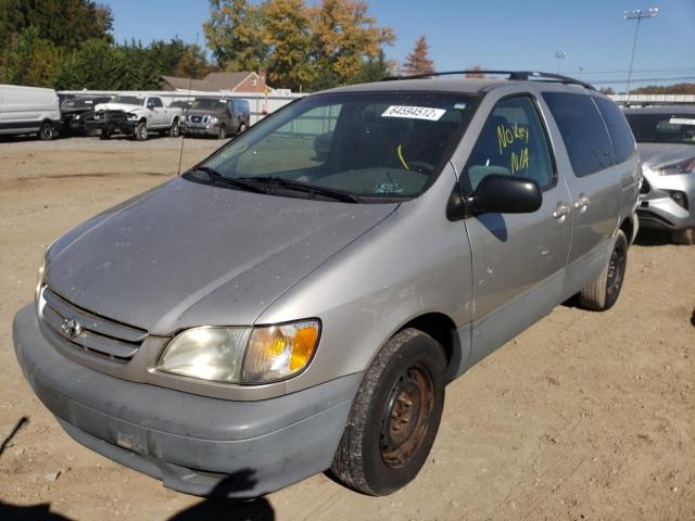 4T3ZF13C83U526703 - 2003 TOYOTA SIENNA LE SILVER photo 2