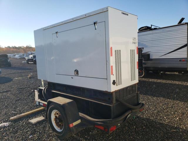 1Z9BU1123ZL004A25 - 2004 UNKN GENERATOR WHITE photo 3