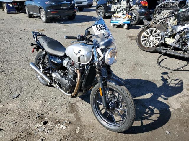 SMTD31GN1JT867277 - 2018 TRIUMPH CAR MOTORCYCLE SILVER photo 1