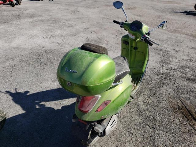 ZAPM818G7J5800346 - 2018 VESPA SPRINT 150 GREEN photo 4