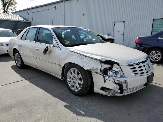 1G6KH5E66BU150365 - 2011 CADILLAC DTS PREMIU WHITE photo 1