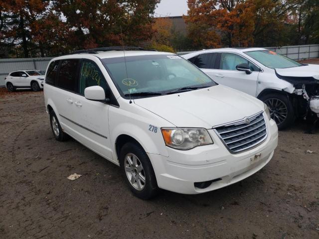 2A4RR5D18AR421379 - 2010 CHRYSLER TOWN & COU WHITE photo 1