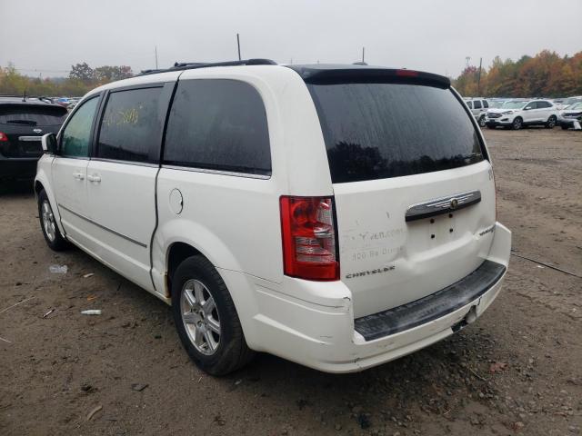 2A4RR5D18AR421379 - 2010 CHRYSLER TOWN & COU WHITE photo 9