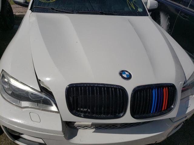 5UXFG8C50EL592581 - 2014 BMW X6 XDRIVE5 WHITE photo 7