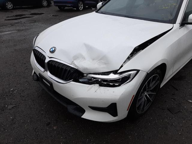 3MW5R7J05M8C11755 - 2021 BMW 330XI WHITE photo 9