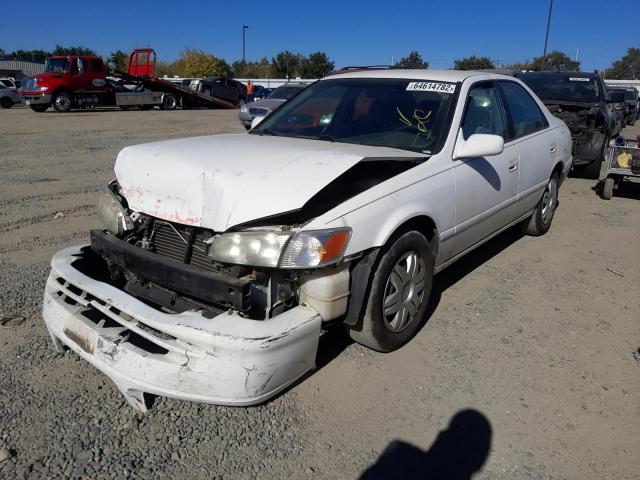 4T1BG22K01U833527 - 2001 TOYOTA CAMARY WHITE photo 2