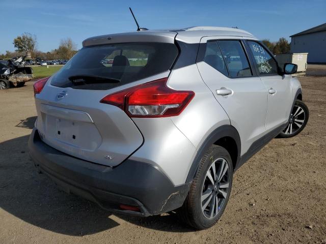 3N1CP5CU2KL535165 - 2019 NISSAN KICKS S SILVER photo 4