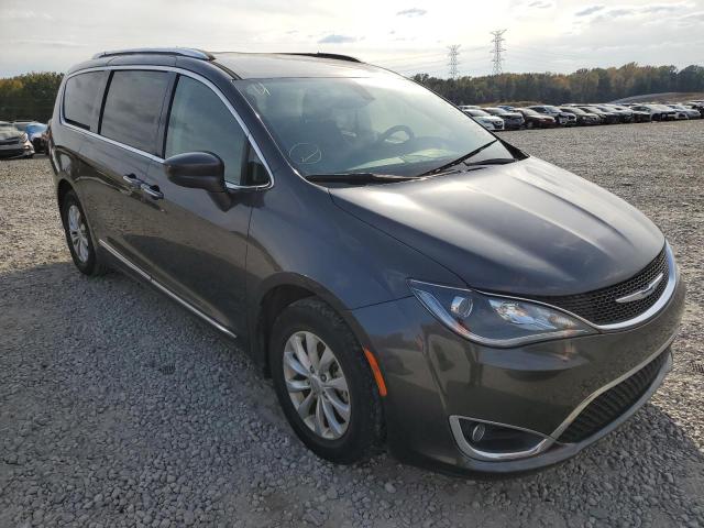 2C4RC1BG6JR120584 - 2018 CHRYSLER PACIFICA T GRAY photo 1