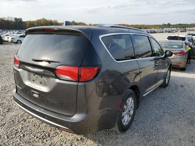 2C4RC1BG6JR120584 - 2018 CHRYSLER PACIFICA T GRAY photo 4