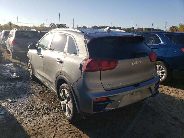 KNDCC3LG4N5159788 - 2022 KIA NIRO S GRAY photo 3