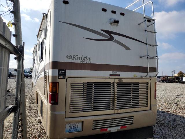 1RF12041312012479 - 2001 ROADMASTER RAIL DYANASTER WHITE photo 3