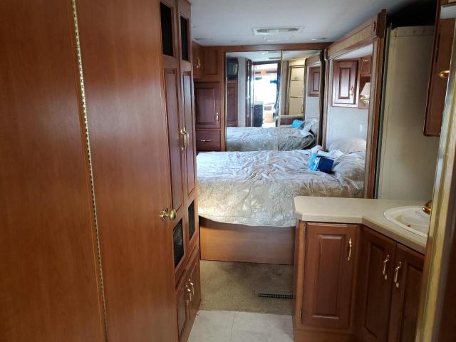 1RF12041312012479 - 2001 ROADMASTER RAIL DYANASTER WHITE photo 6