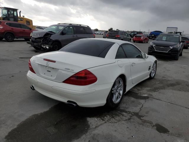 WDBSK75F13F006866 - 2003 MERCEDES-BENZ SL 500R WHITE photo 4