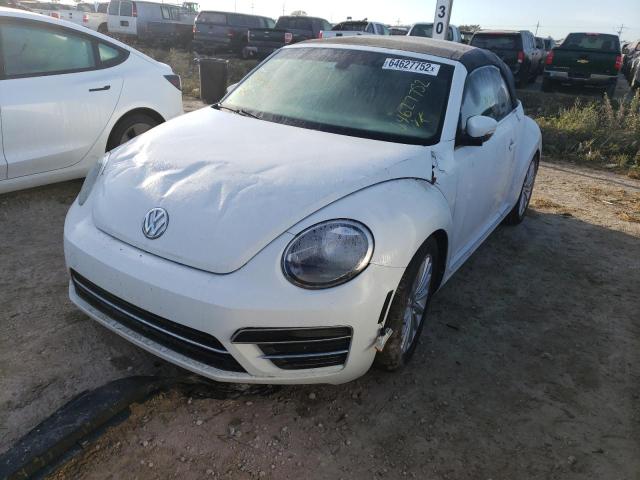 3VW5DAAT0KM504876 - 2019 VOLKSWAGEN BEETLE S WHITE photo 2