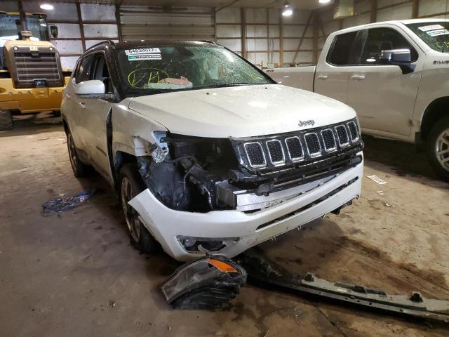 3C4NJDCBXKT767092 - 2019 JEEP COMPASS LI أبيض صورة 9