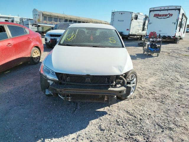 3VW2K7AJ4FM348583 - 2015 VOLKSWAGEN JETTA BASE 白色 照片 9