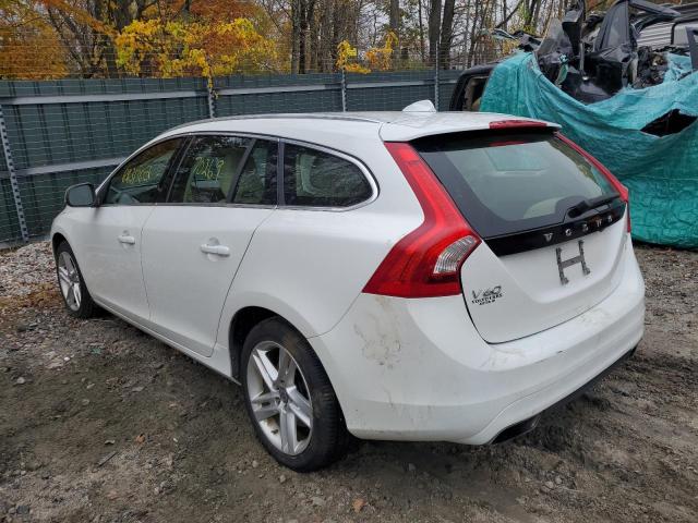 YV1612SB6F1212304 - 2015 VOLVO V60 PREMIE WHITE photo 3