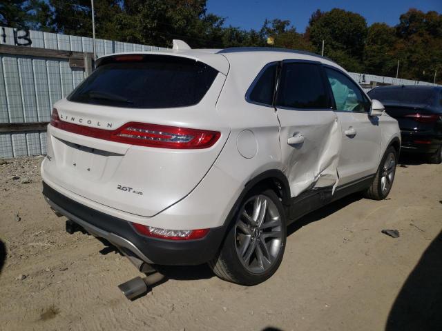 5LMCJ3D97JUL01467 - 2018 LINCOLN MKC RESERV WHITE photo 4