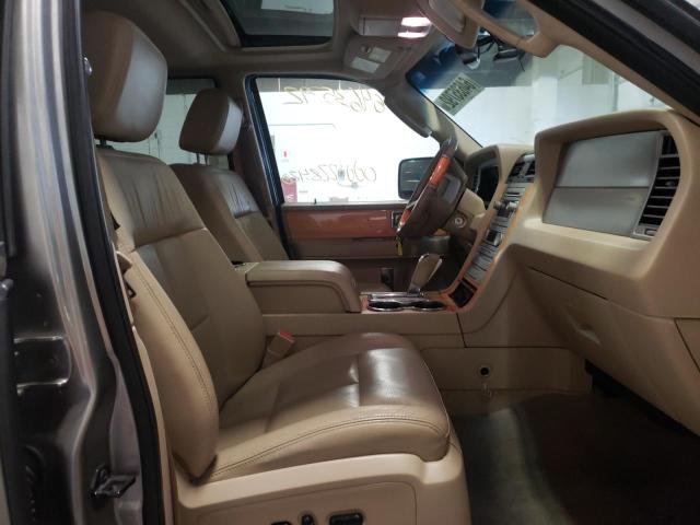 5LMFU28528LJ21075 - 2008 LINCOLN NAVIGATOR ნაცრისფერი ფოტო 5