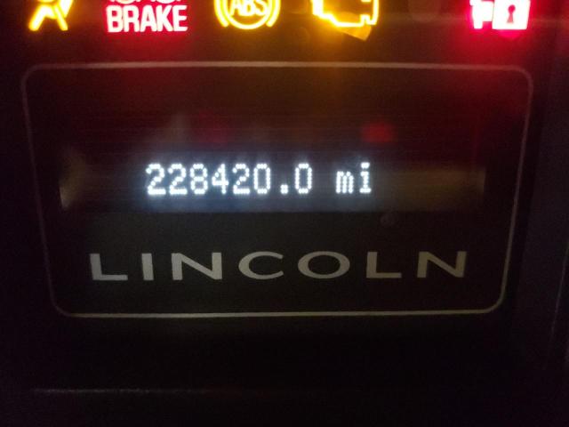 5LMFU28528LJ21075 - 2008 LINCOLN NAVIGATOR ნაცრისფერი ფოტო 8