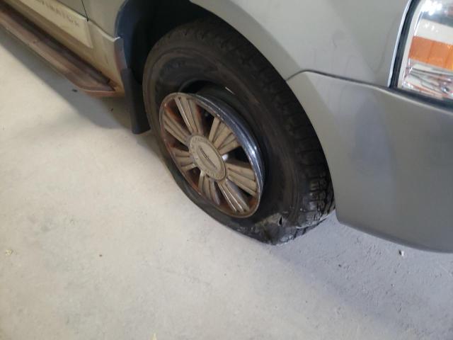 5LMFU28528LJ21075 - 2008 LINCOLN NAVIGATOR ნაცრისფერი ფოტო 9