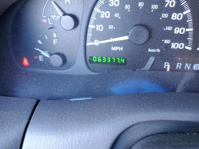 5LMPU28AXYLJ07961 - 2000 LINCOLN NAVIGATOR 灰色 照片 8