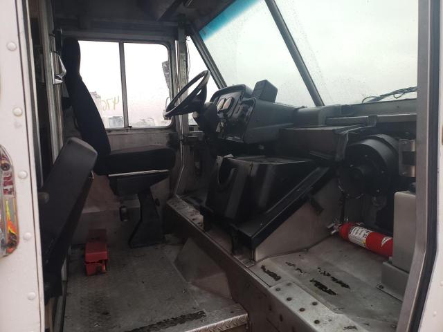 4UZAARCP77CY31868 - 2007 FREIGHTLINER CHASSIS M WHITE photo 5